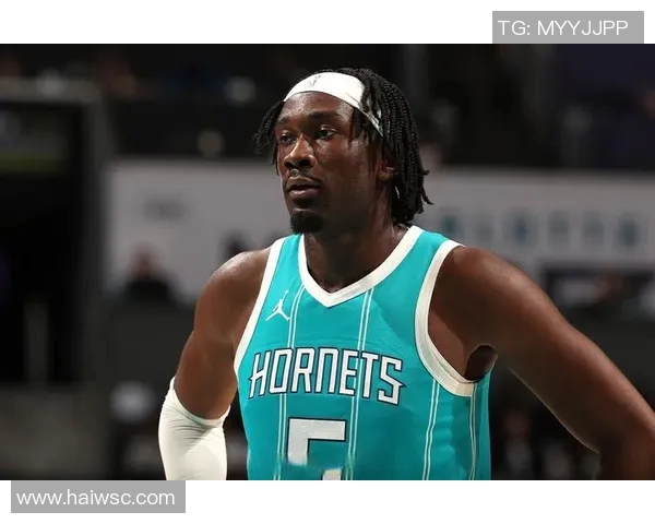 湖人得到黄蜂中锋马克·威廉姆斯