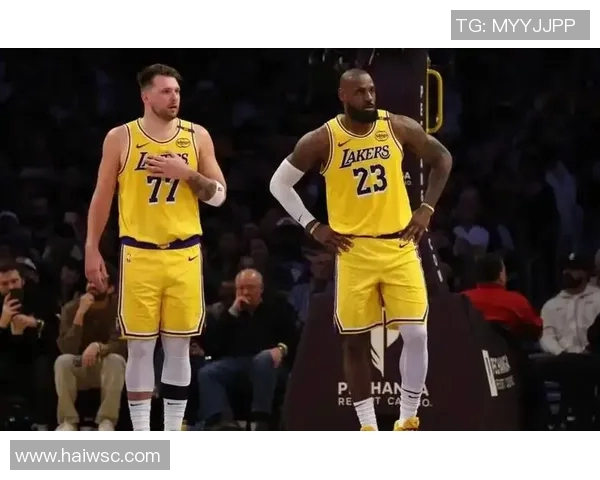 湖人120-114灰熊3喜1忧！双核默契搭配，艾顿终觉醒，替补没法看